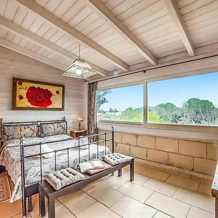 דירה Civico With Shared Pool And Garden *