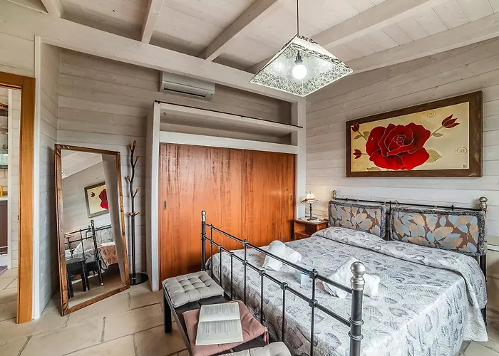 Appartement Civico With Shared Pool And Garden Carpignano Salentino